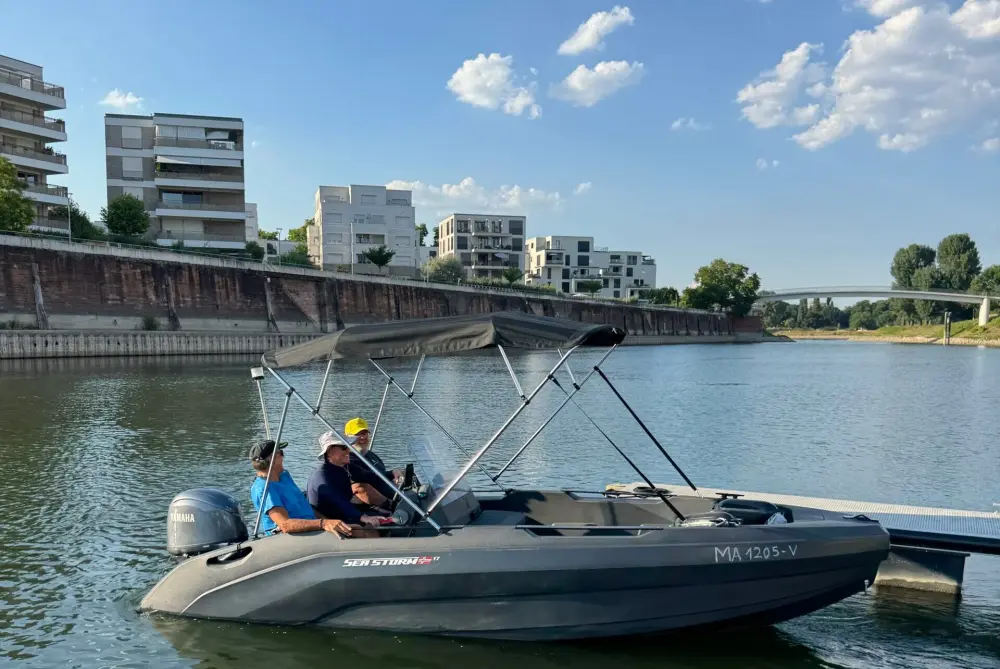 Motorboot Varuna